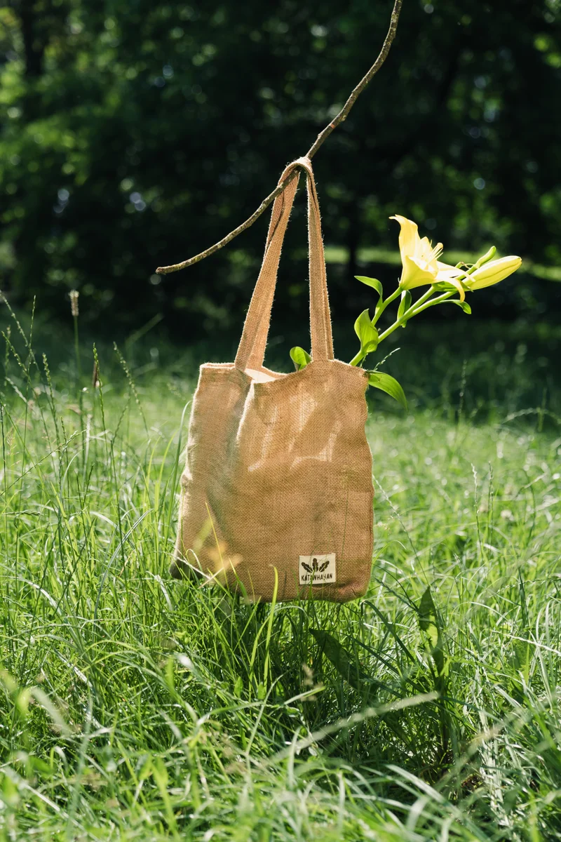 lualhati tote bag